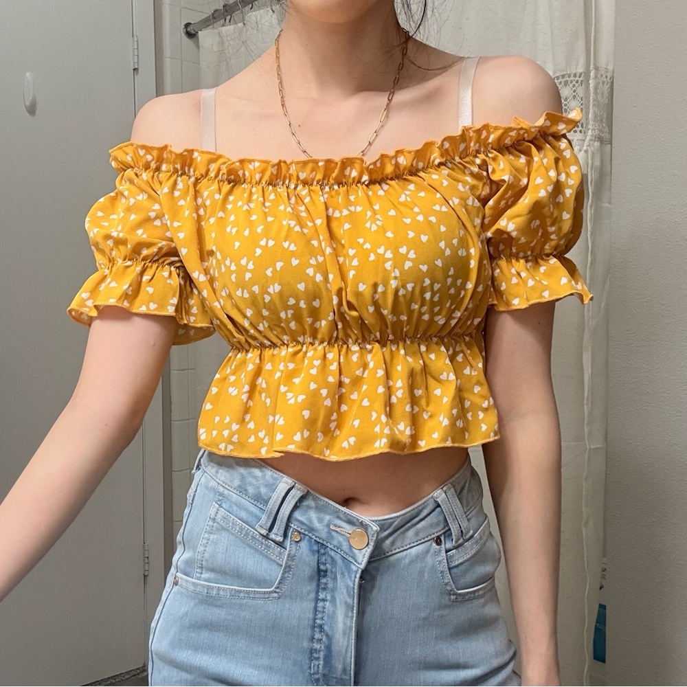 SHEIN Yellow Heart Print Off-Shoulder Crop Top
